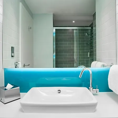 Express - By Ihg فيسبادن