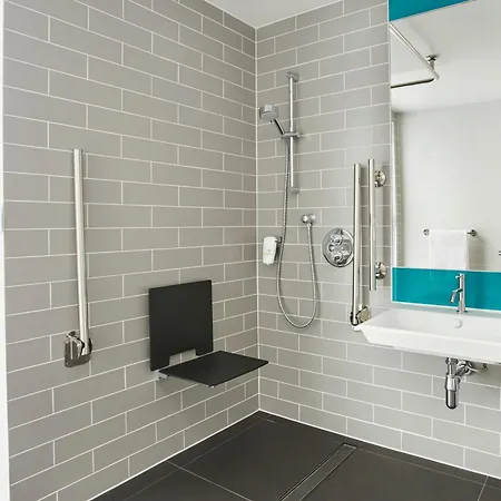 Express - By Ihg فيسبادن