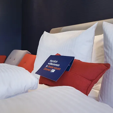 Express - By Ihg
