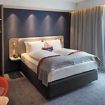 Hotel Express - By Ihg 3*