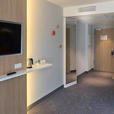 Hotel Express - By Ihg Wiesbaden