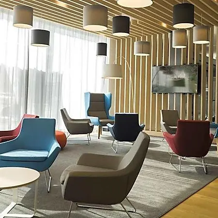 Express - By Ihg