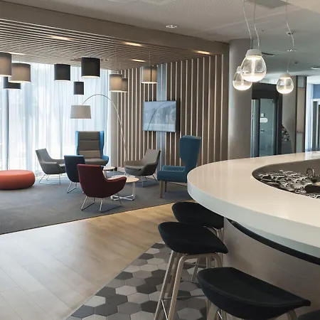 Express - By Ihg Hotel 3*