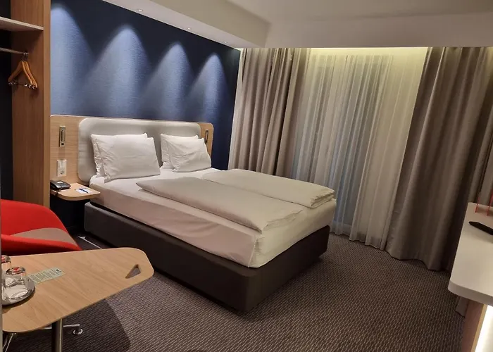 Express - By Ihg Hotel Wiesbaden