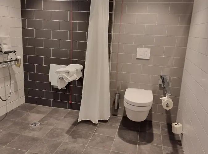 Express - By Ihg Hotel