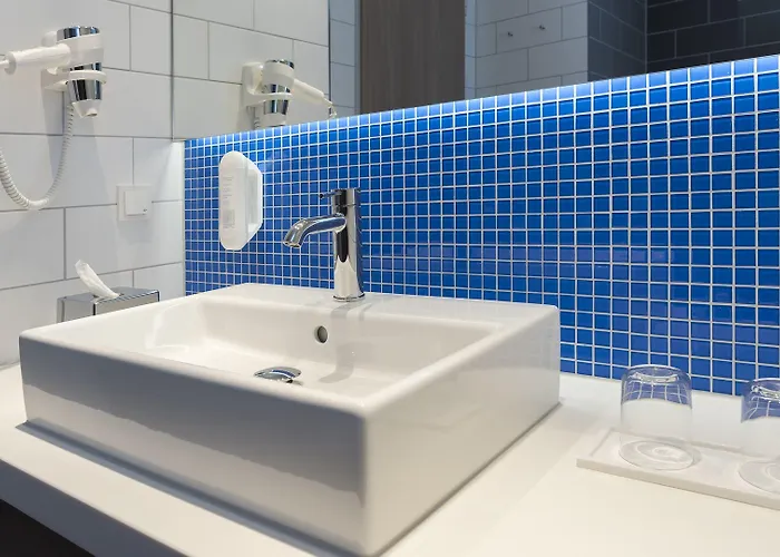 Hotel Express - By Ihg Wiesbaden